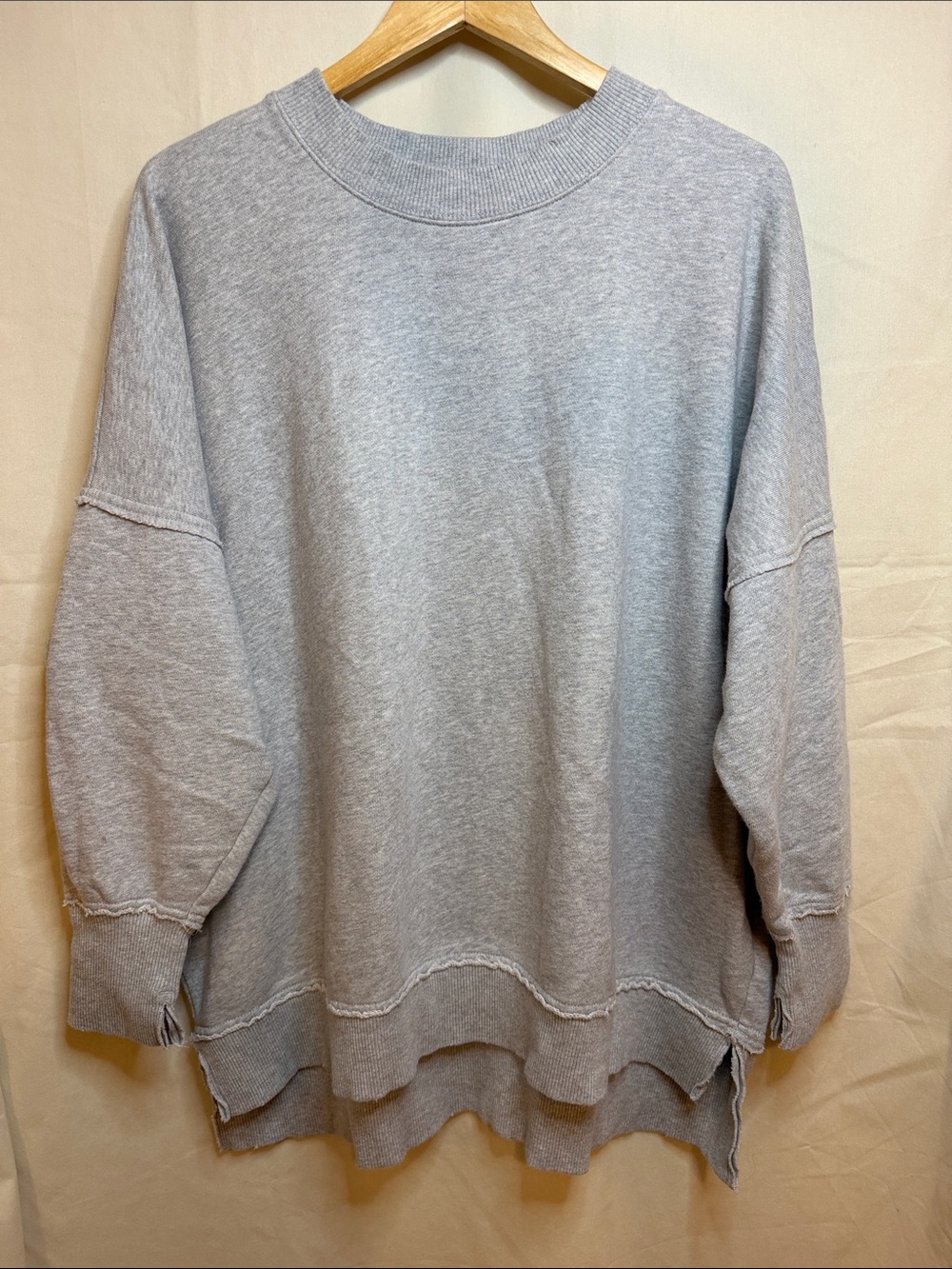 Aerie Light Gray Women’s Crewneck Sweatshirt - Relaxed Fit (Size Small)